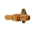 Fenstergriff aus Wildeiche mit Rosette aus Messing antik – Modell Westerberg A von Ventano Schweiz