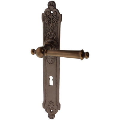 Zimmertürgarnitur Sieghild in Messing, antik