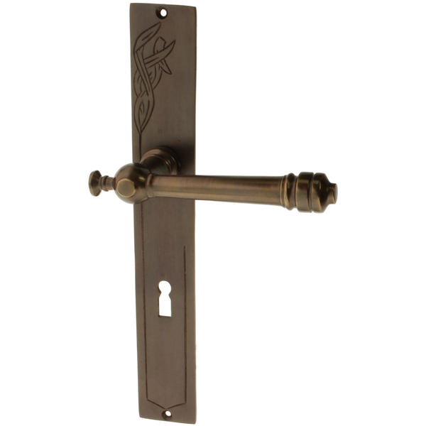 Zimmertürgarnitur Bänzlauiseeli in Messing, antik