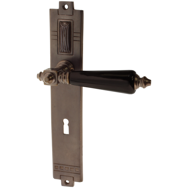 Zimmertürgarnitur Träjensee in Messing, antik