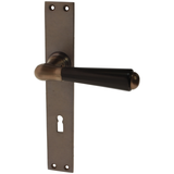 Zimmertürgarnitur Grunder in Messing, antik