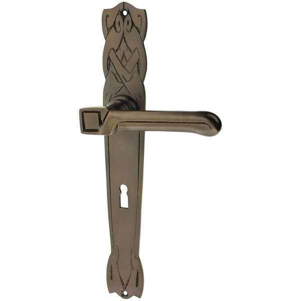 Zimmertürgarnitur Planggenstock in Messing, antik