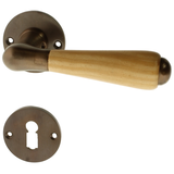 Messing Türbeschlag dunkel patiniert ergonomische Form braun