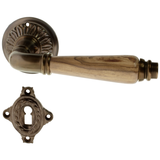 Jugendstil Zimmertürbeschlag aus Messing - rautenförmiges Design - braun