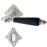Zimmertürbeschlag aus Messing vernickelt, matt gebürstet silber matt elegantes Design